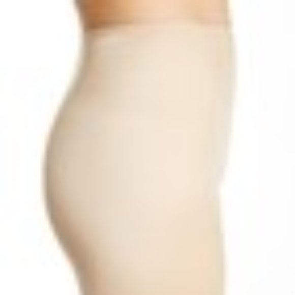 Spanx Shorts Mid- Thigh Large/12-14 Nude NWT - Picture 2 of 2